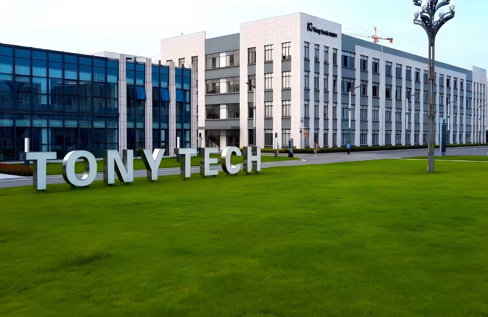 Tony Tech Semiconductor Image