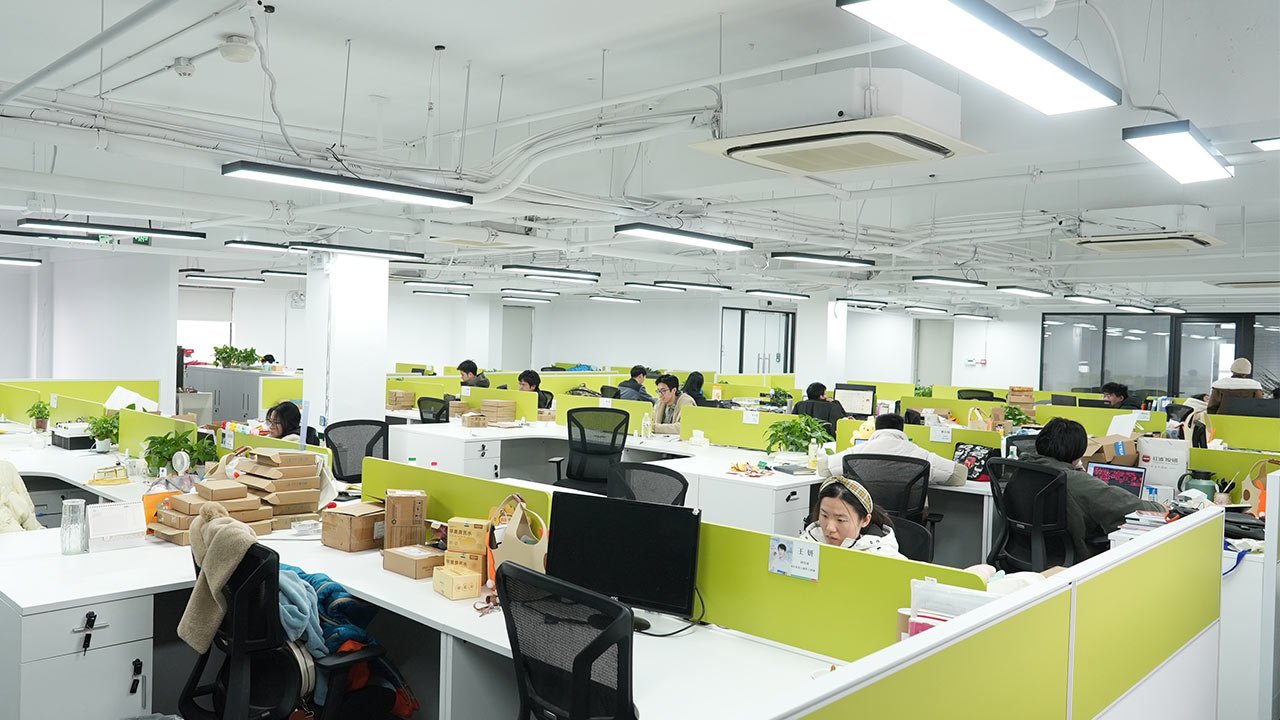 Ikonmac modern office space showcasing company’s professional environment and corporate culture